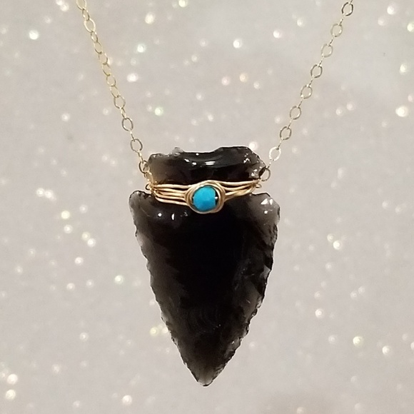 Raw crystal arrow head 14k gold chain necklace - Picture 3 of 8